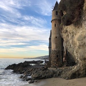 Meet your Posher, Muna